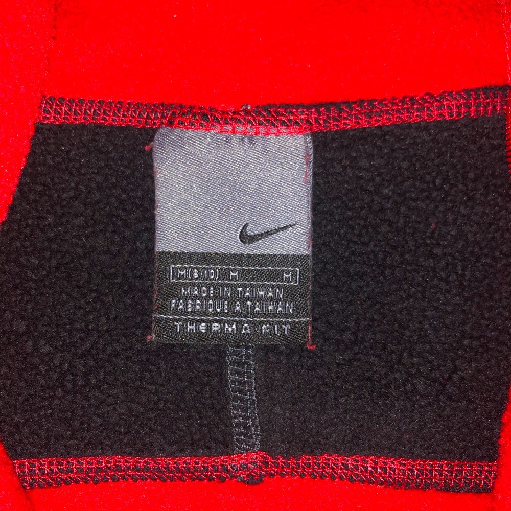 NIKE Red and Black Thermal Zip Up - Picture 1 of 5
